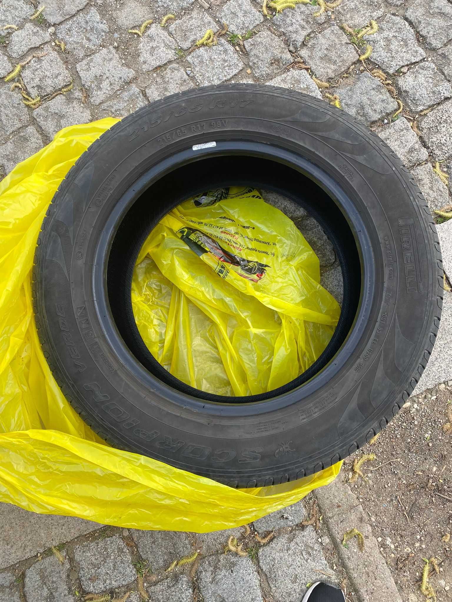 Pirelli Scorpion Verde 215/65/17 99V