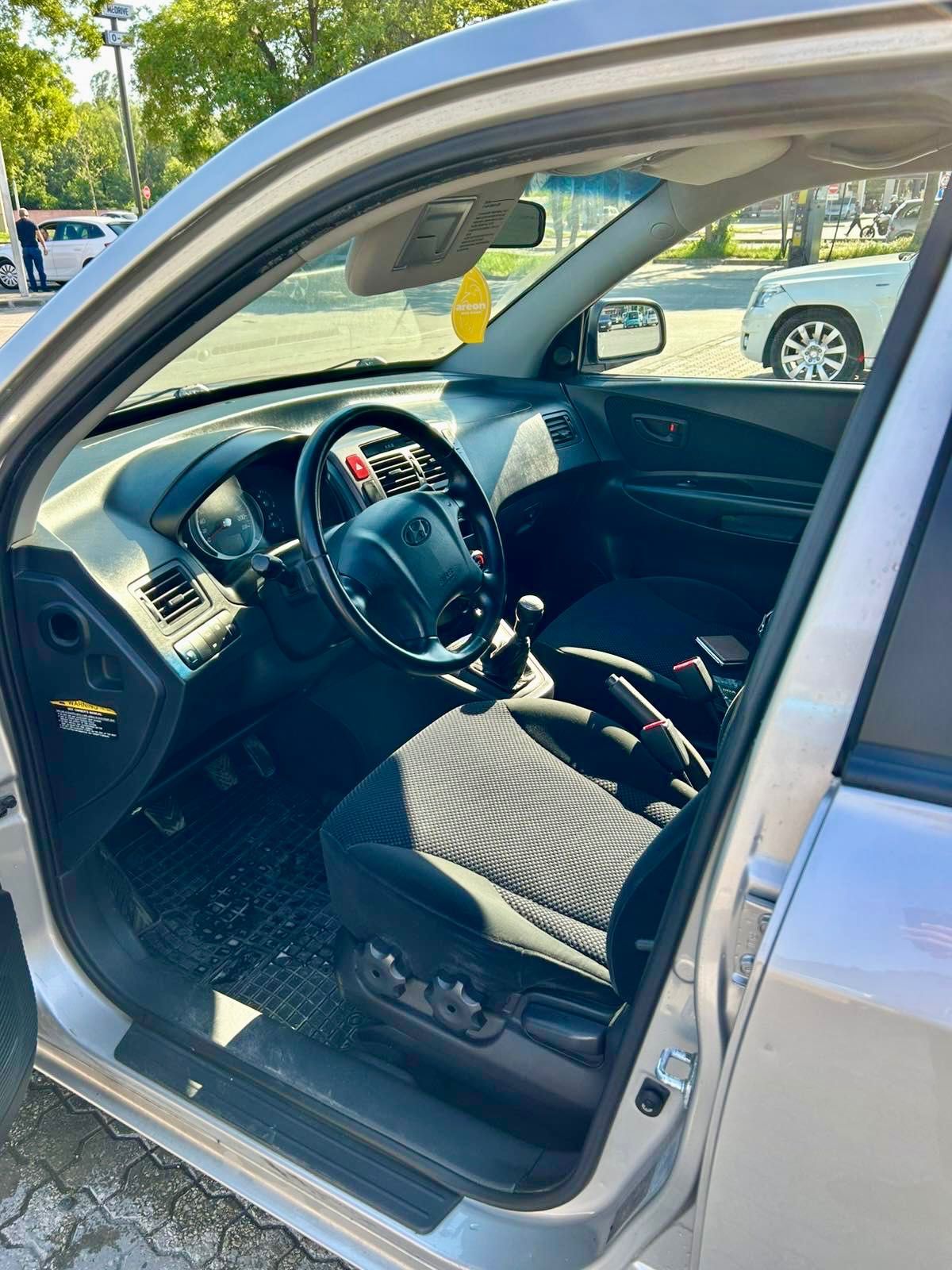 Hyundai Tucson - бензин