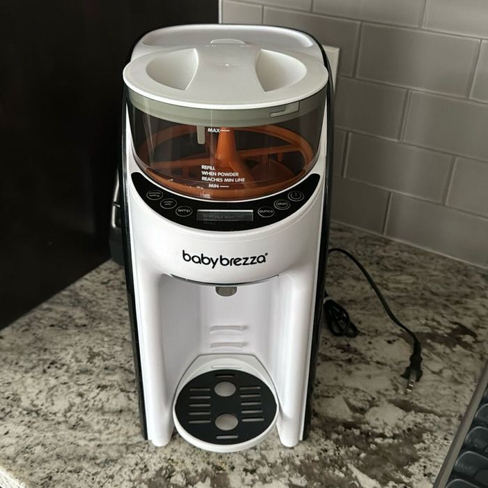 Baby brezza Машина для приготовления молочной смеси