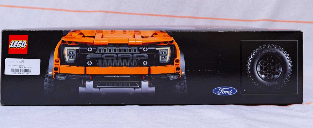 LEGO Technic 42126 - Ford F-150 Raptor [Sigilat]