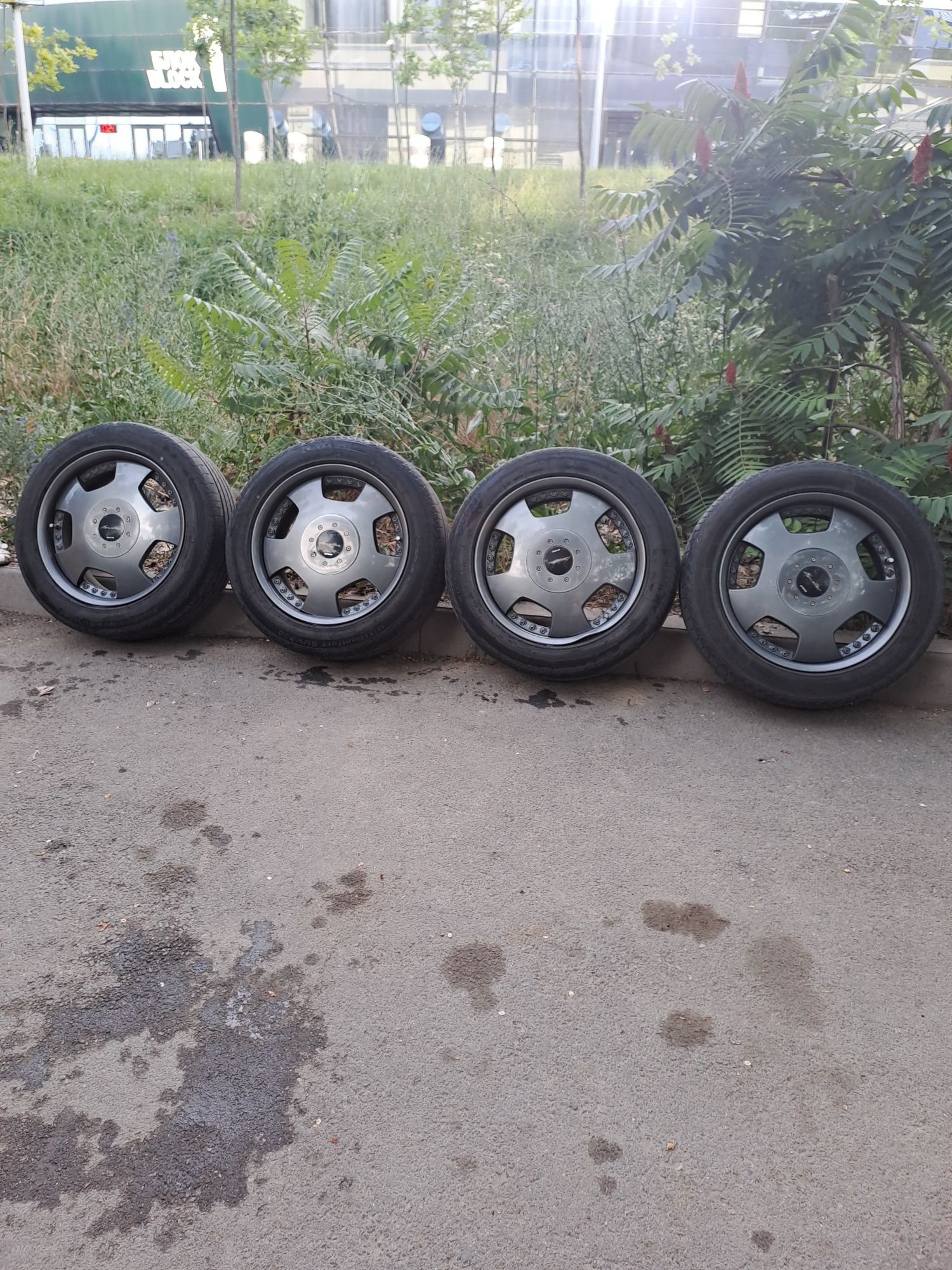 Продаю оригинальные диски WORK летней резиной