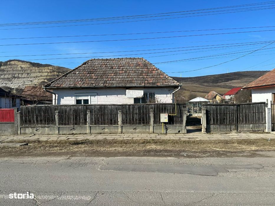 Casa DE VANZARE , In Tarnaveni!