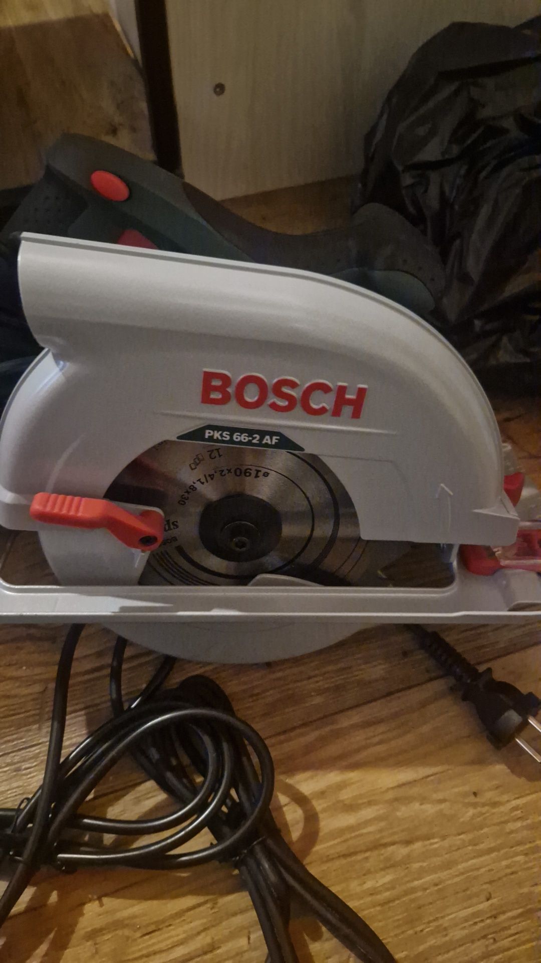 Vând Sculele Profesionale Bosch