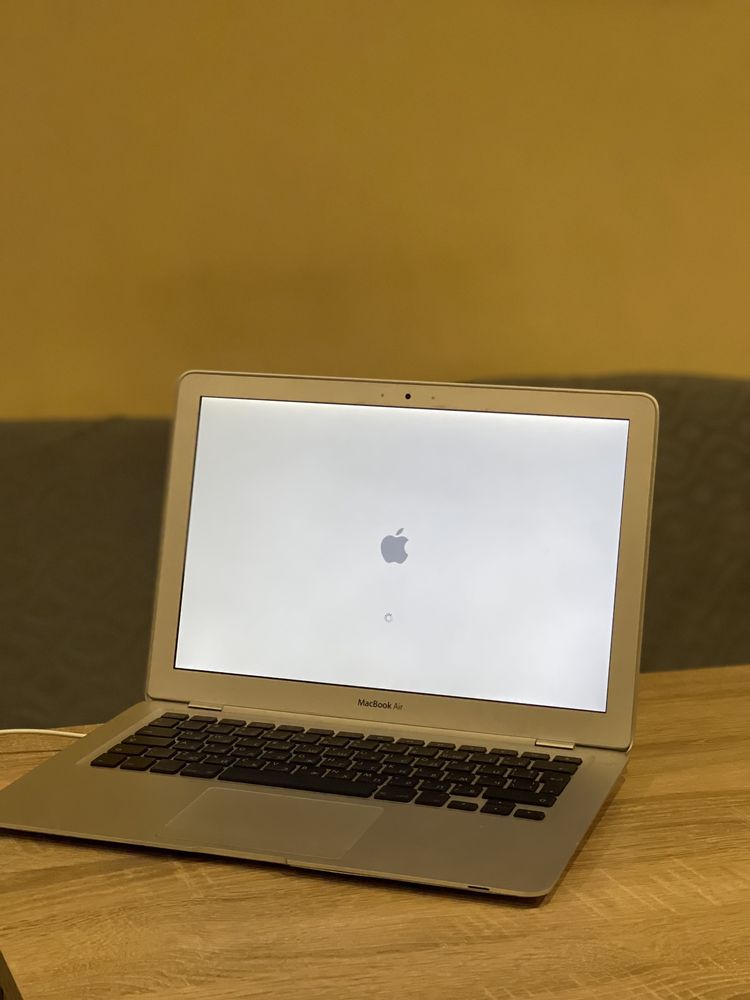 Лаптоп MacBook Air