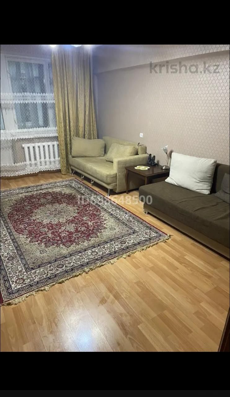 Диван в хорошем состоянии