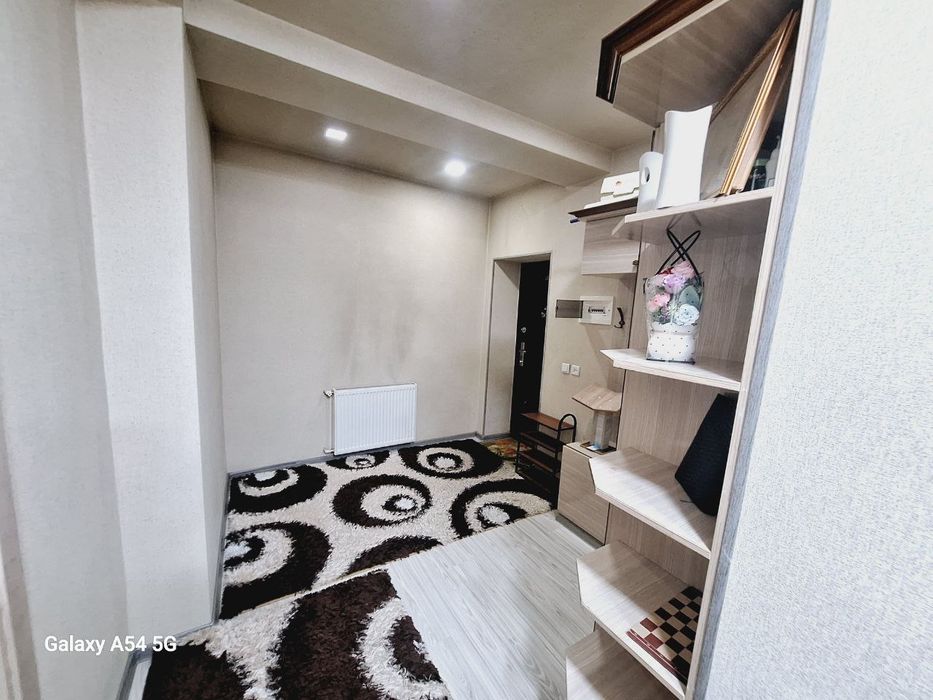 Kvartira sotiladi maklersiz