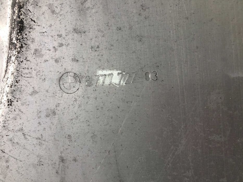 Scut motor cutie metalic original BMW F07,F10,F06,F13,F01 xdrive