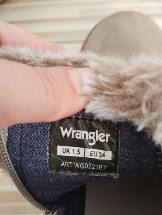 Ugg wrangler mărime 34
