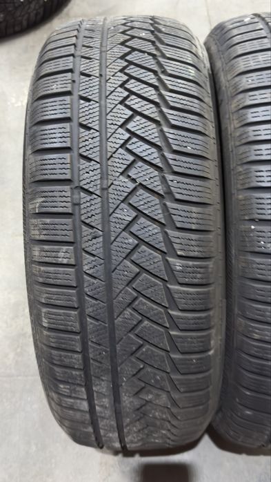 Зимни гуми 235/55/18 Continental