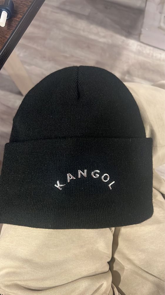 Продам балаклаву Kangol original