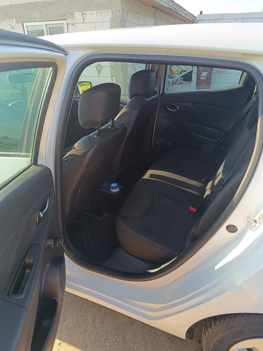 Vând Renault clio 4