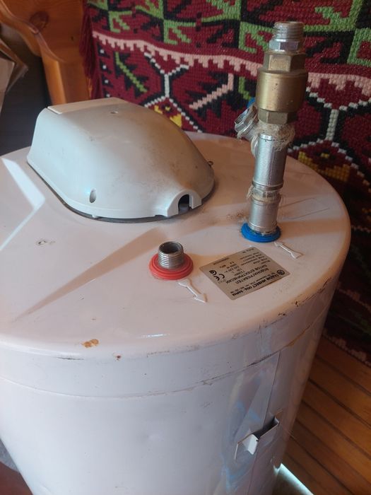 Бойлер Елдом 120 л 3000 w почти нов