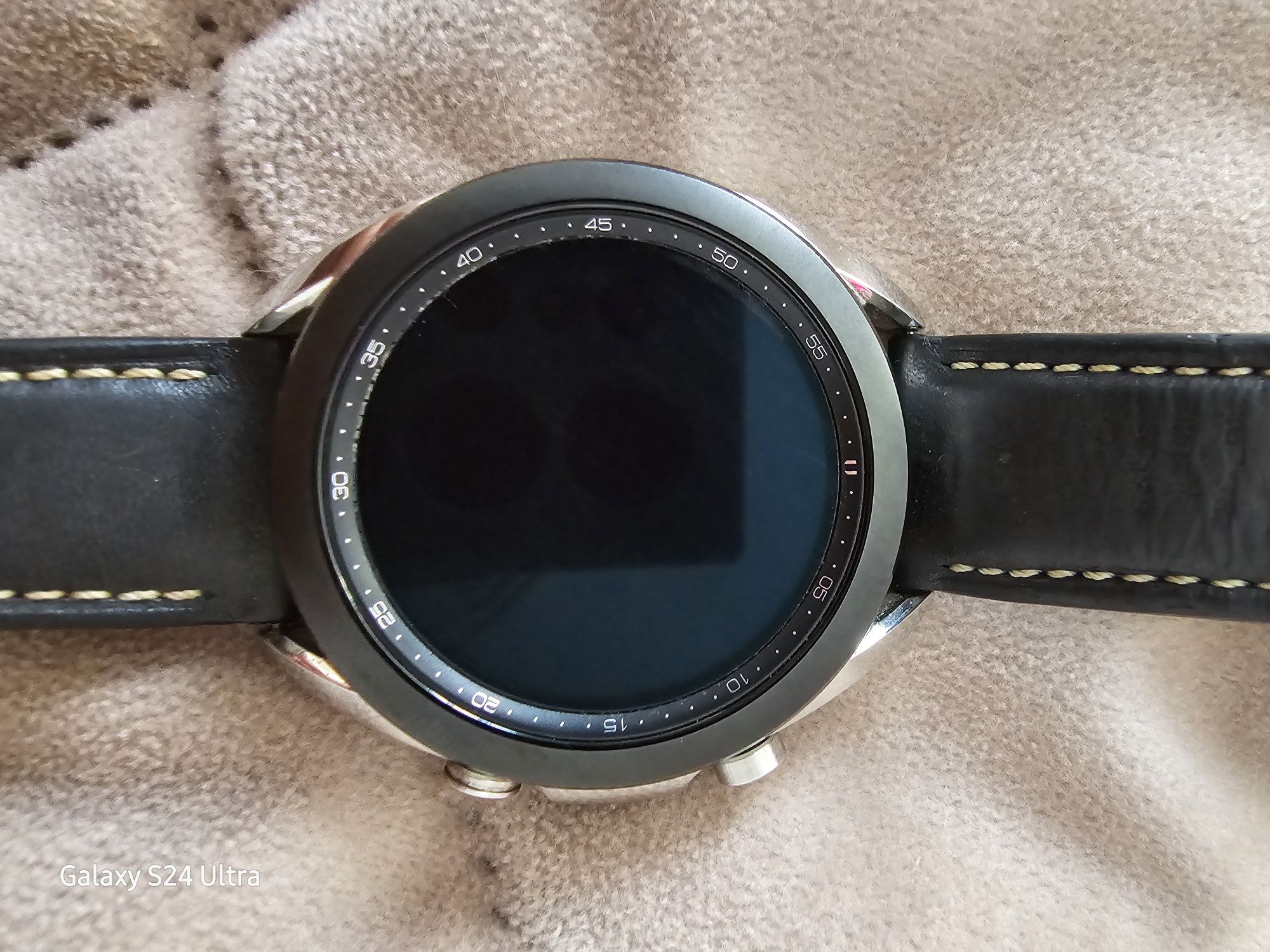 Продам часы galaxy watch 4