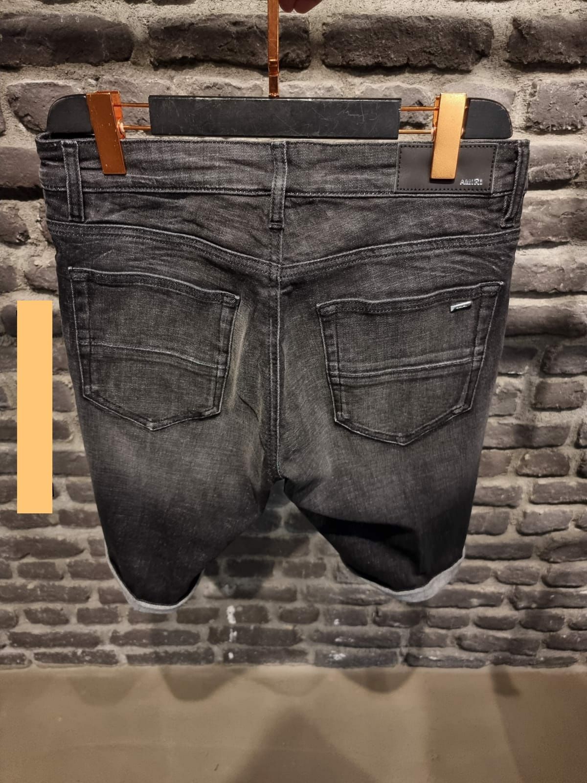 Blugi scurti Amiri Noile colectii 2022 Calitate Top Jeans