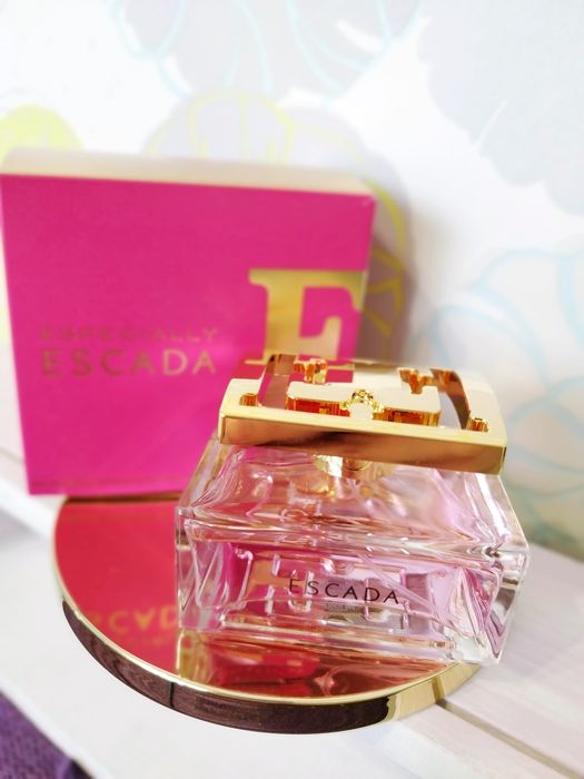 Парфюм Especially Escada