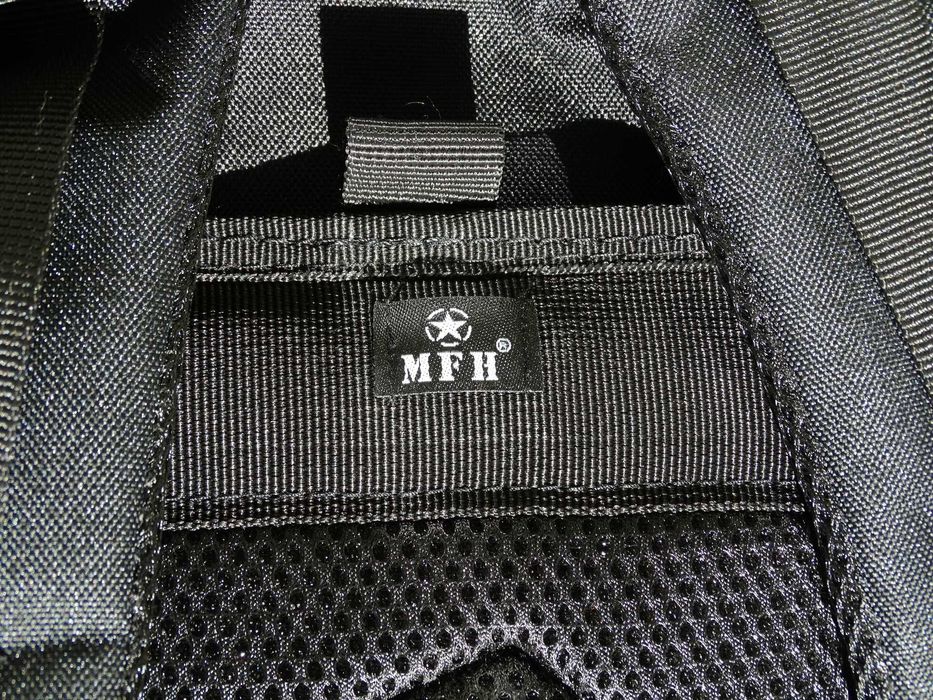 GHIOZDAN MFH Impermeabil Drumetie Camping Munte Sport Negru MOLLE 30L