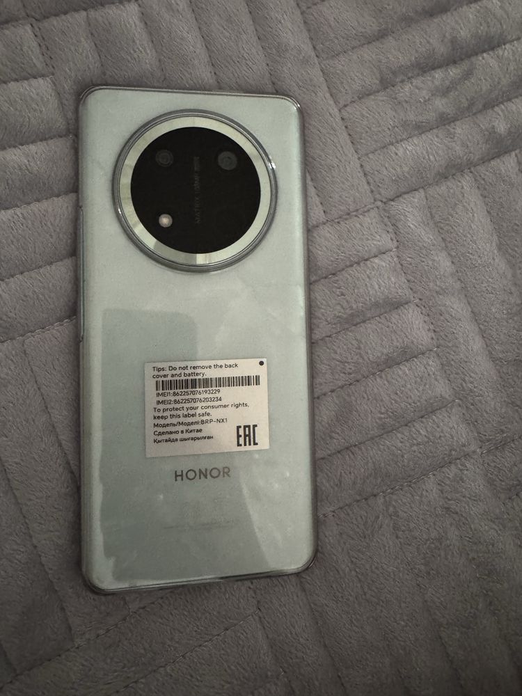 Honor X9c 256 ГБ / 12 ОП