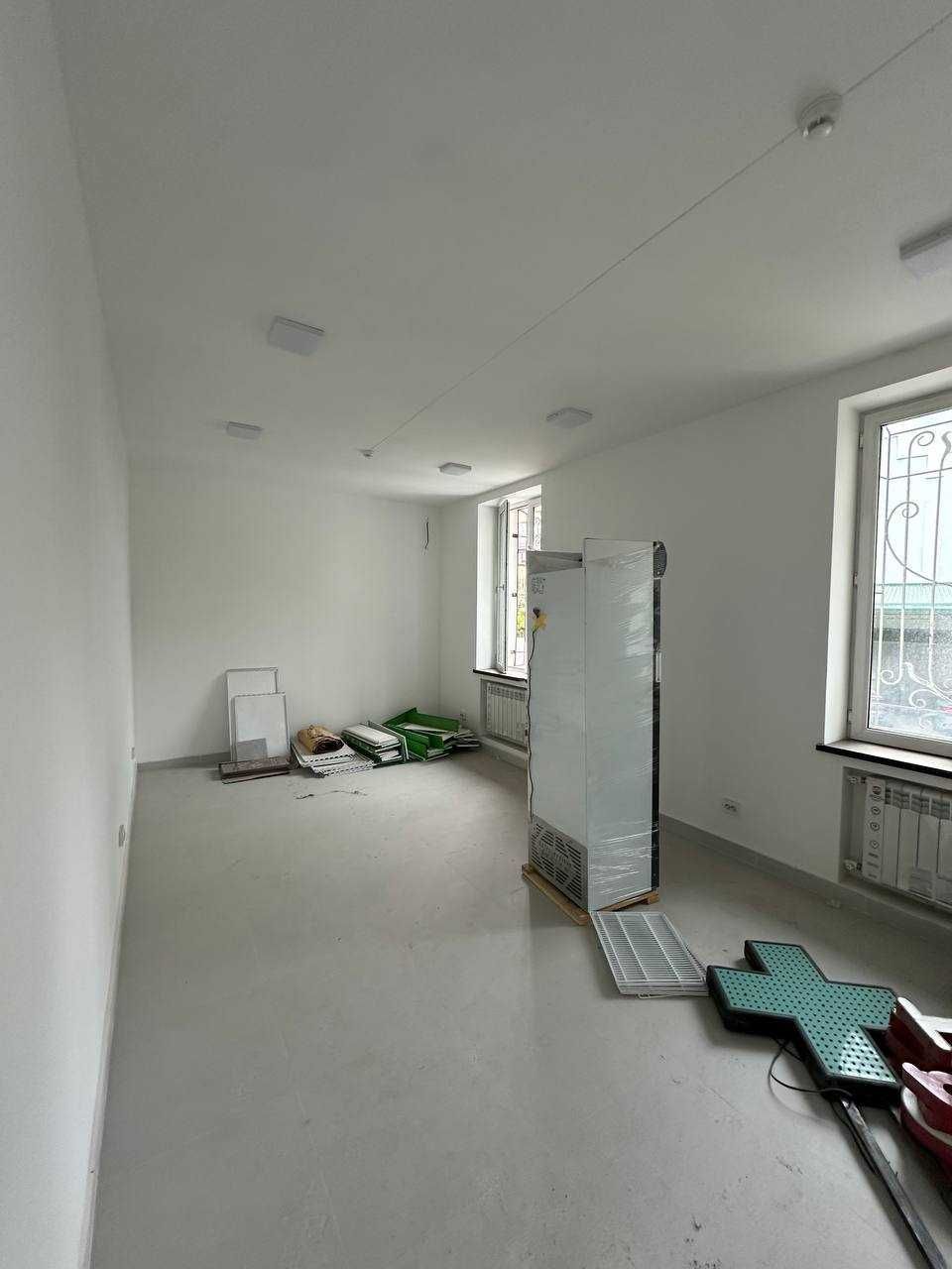 Продается Нежилой помещения  кафе Бон B&B Giotto 273м2