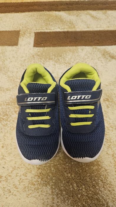 Adidași copii marimea 28