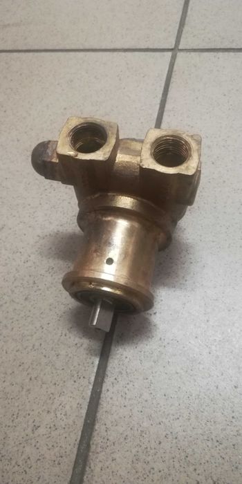 Ротационна помпа за професионални кафе машини и други уреди