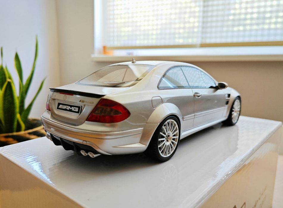 Ottomobile Mercedes Benz Clk63 Amg Black Series