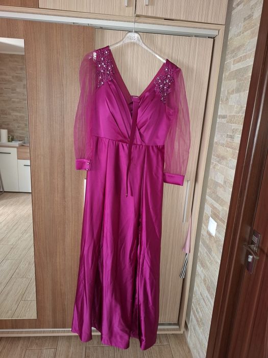 Vand rochie de seara