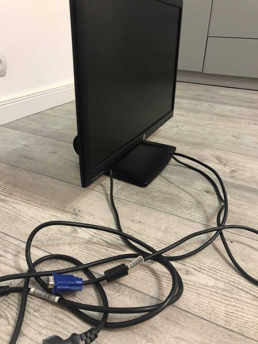 Vând Monitor HP Compaq LA2306x 23-inch LED Backlit LCD