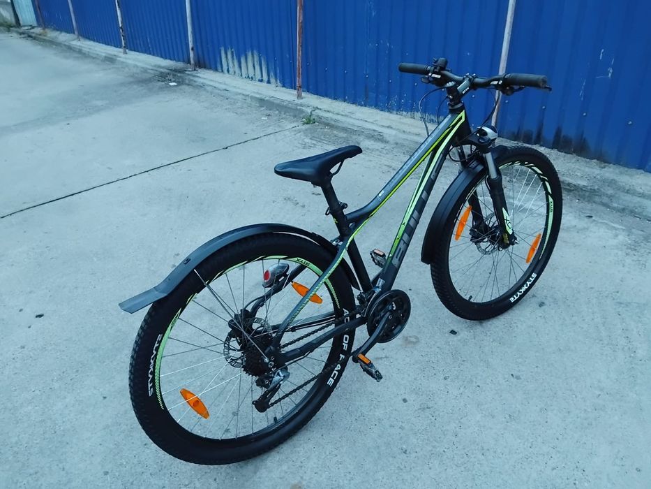 Vând bicicleta Bulls din aluminiu