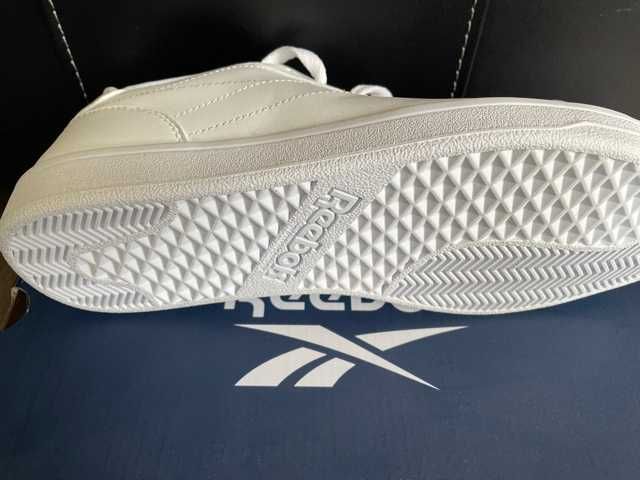 Reebok 42 nomer бели