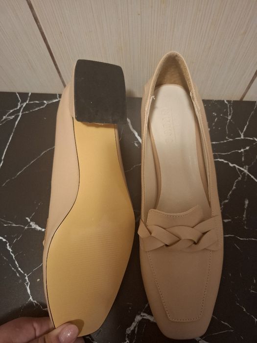 Pantofi noi mărimea 41