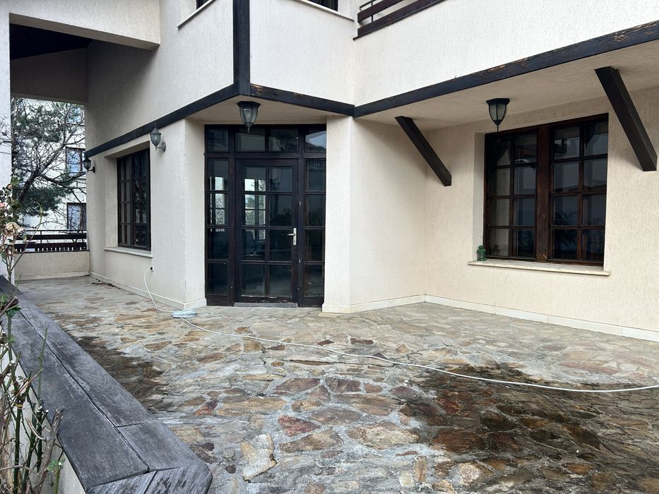 Дървена Дограма - Двойна от Къща 300м2