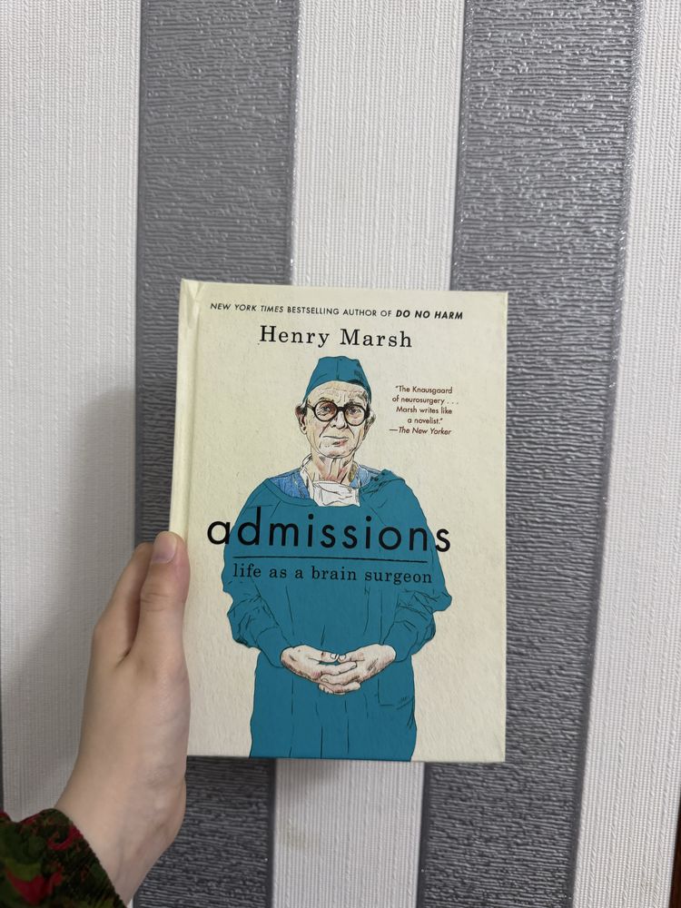 Продаётся книга на английском Admission