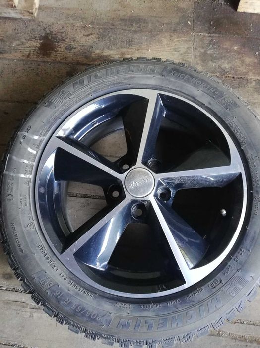 Шипованная зимняя резина