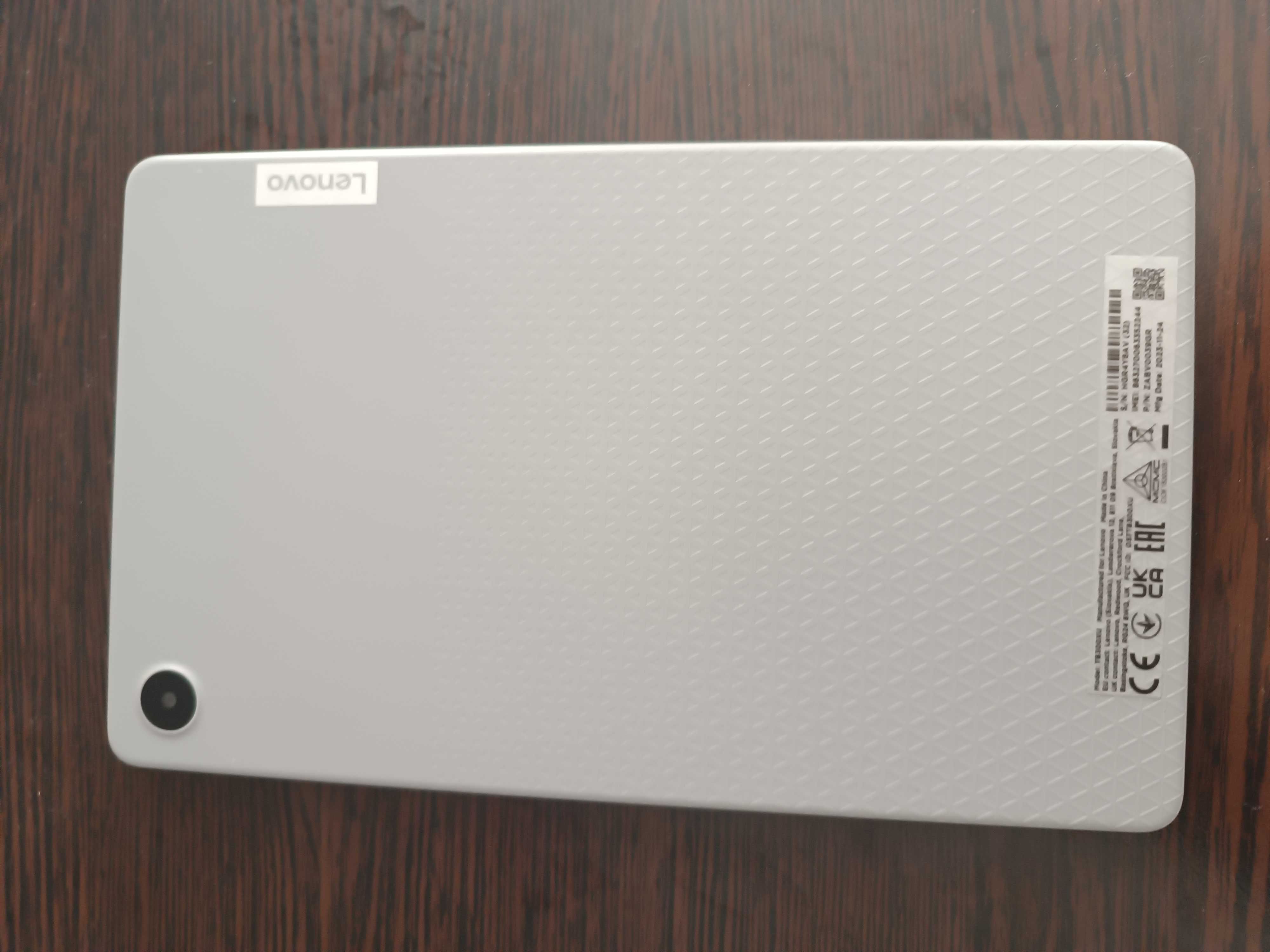 Lenovo таблет + калъф