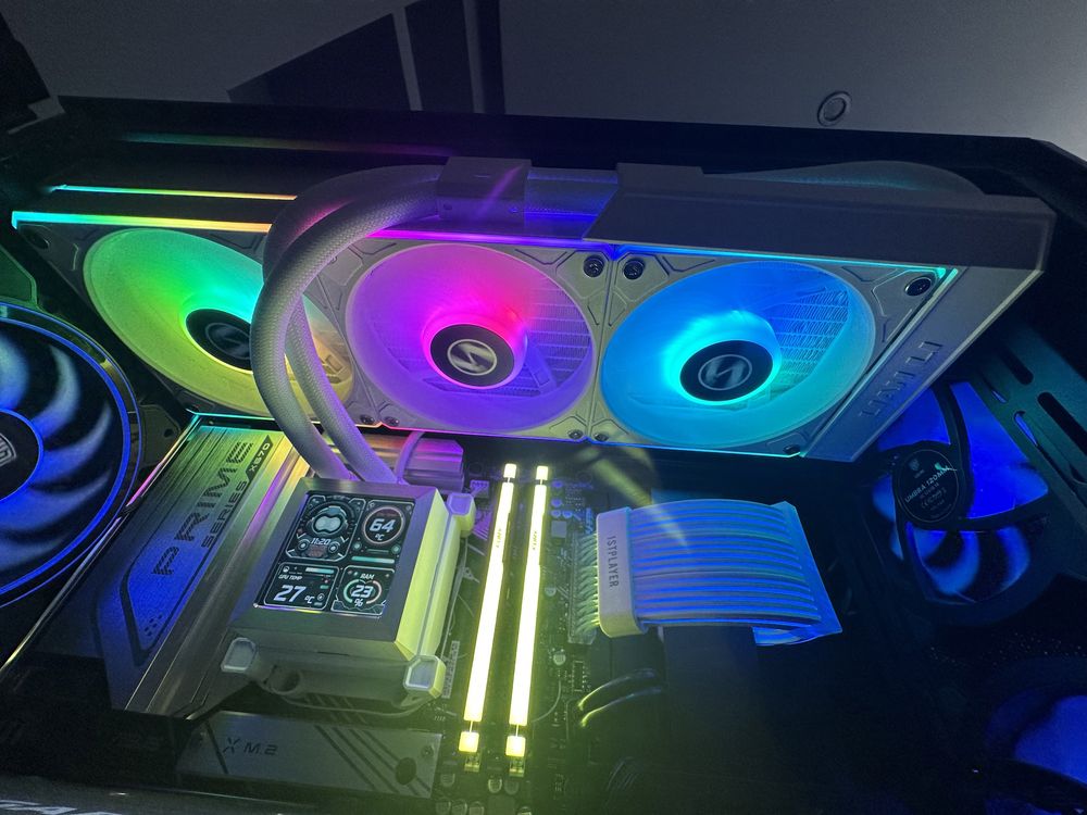 Водно охраждане Lian-Li HydroShift LCD 360R