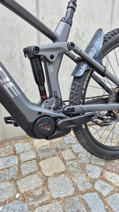Електрически карбонов велосипед E bike CUBE STEREO 140 Race, BOSCH CX