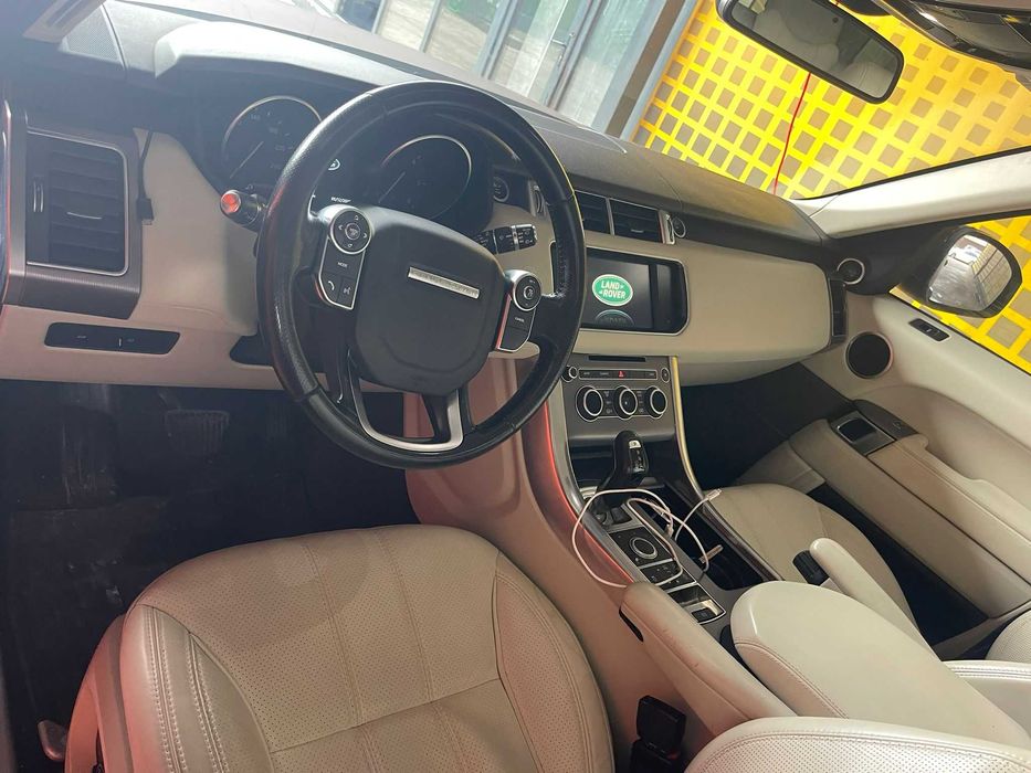 Schimb Range Rover Sport