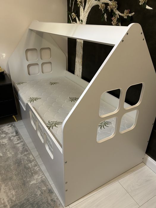 Pat copii tip casuta 80x 160