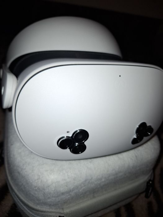 Ochelari Oculus Quest 3S