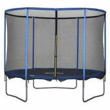 Trambulina si piscina