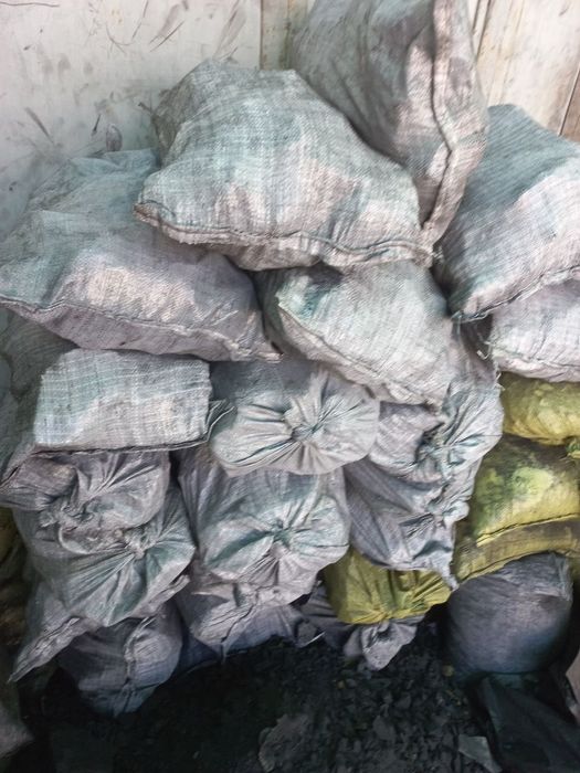 Koʼmir qirgʼiz va shubarkol va angren hamasidan bor dastafka