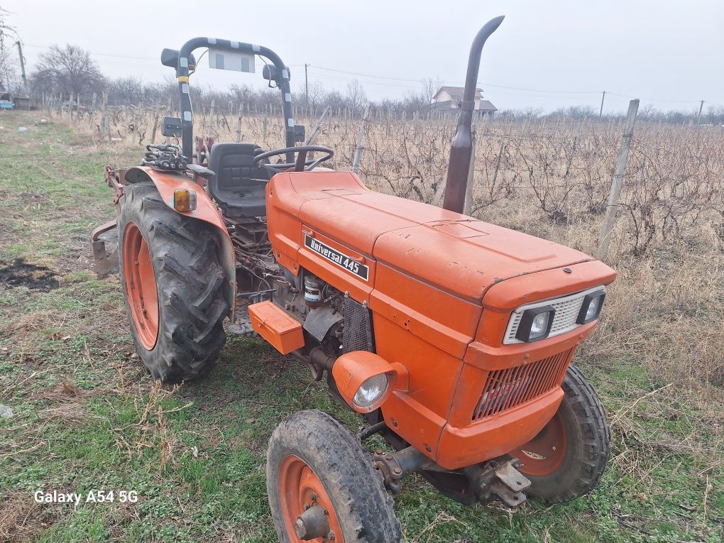 Tractor Fiat vr445 .preț fix!!