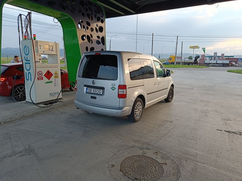 Volkswagen Caddy 2.0 CNG (nu GPL)  5 locuri