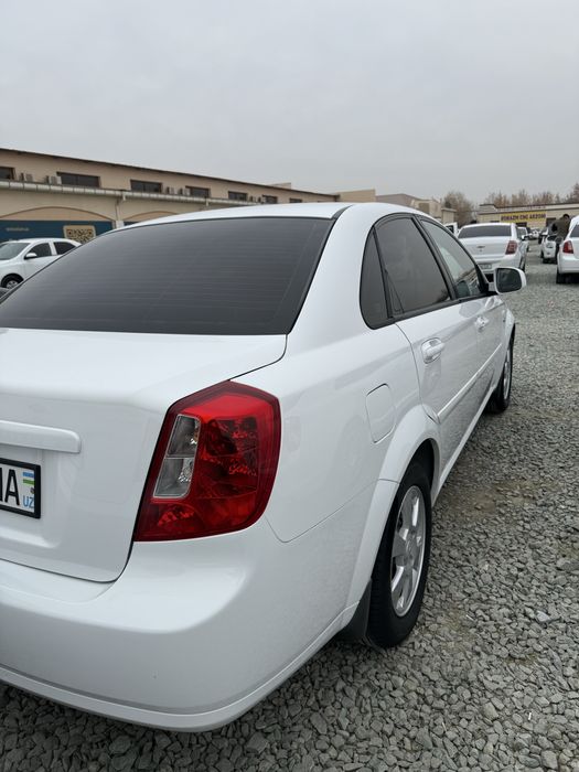 Gentra, 3 позиция , Люк АБС бор