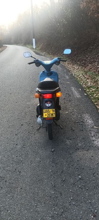 Piaggio free anmatriculat.