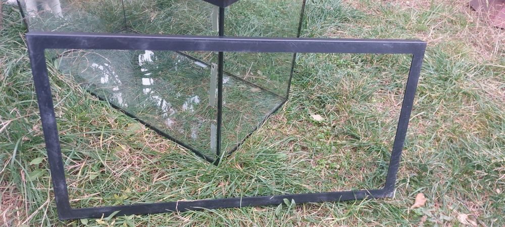 Acvariu cu capac si led