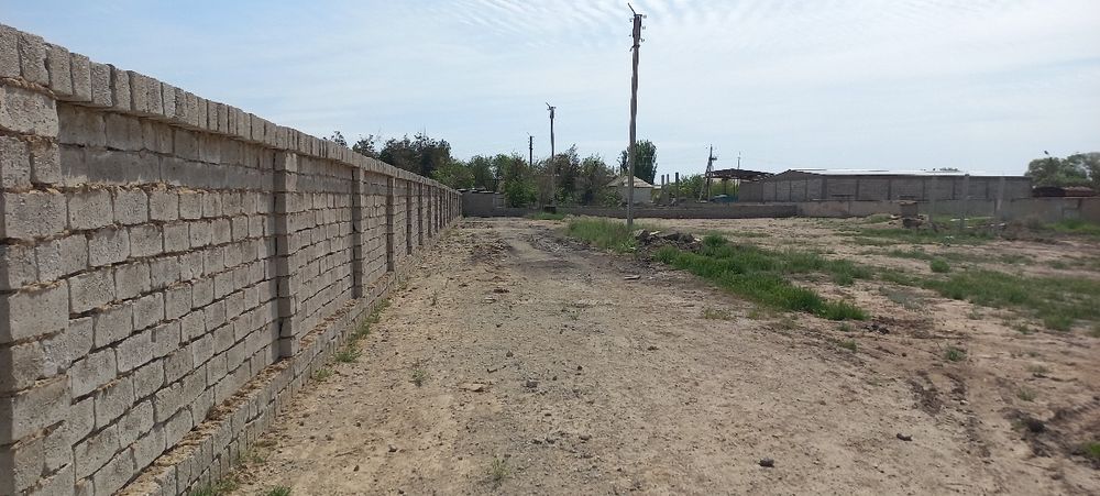 Участка куришга ер сотилади
