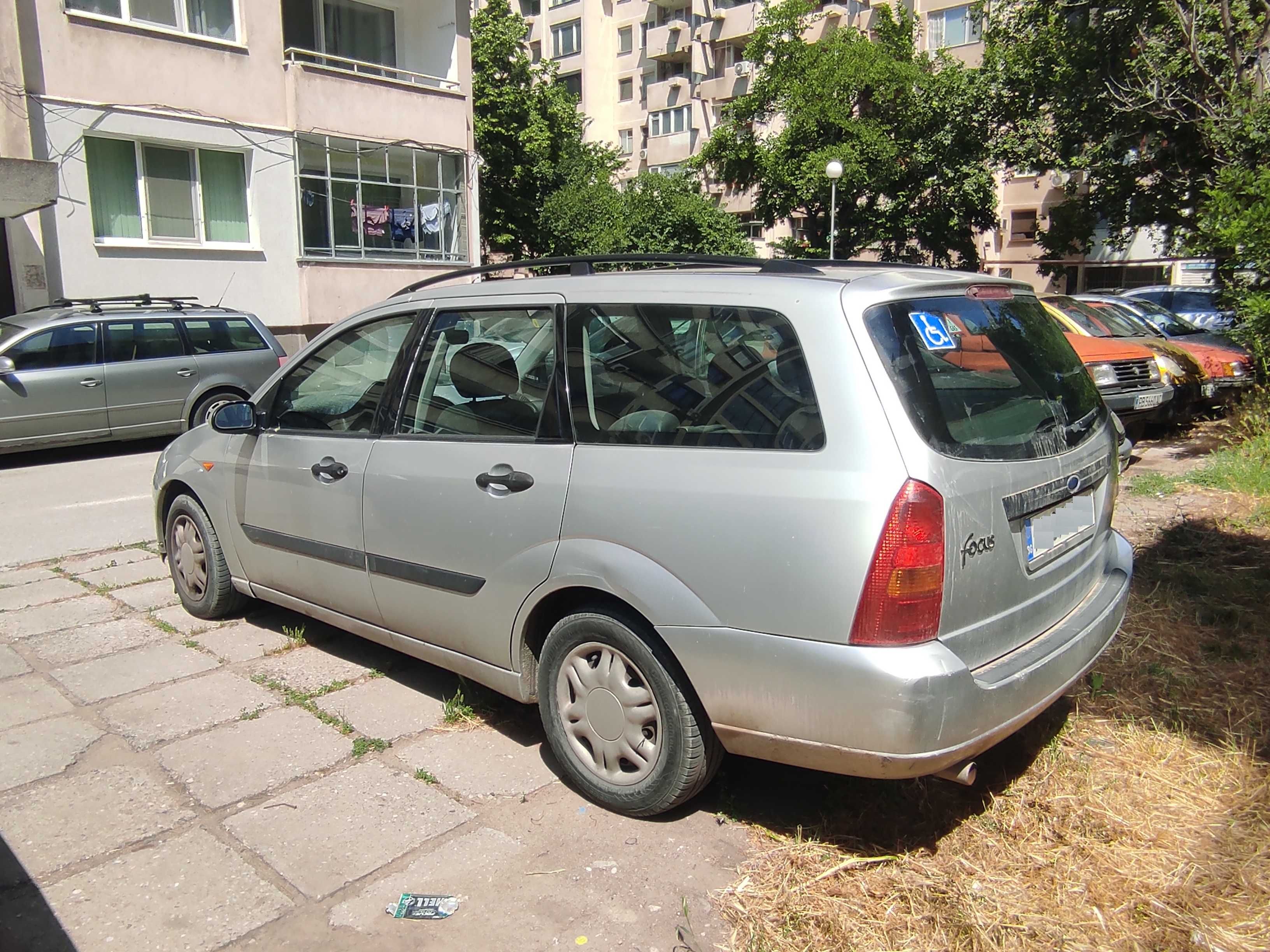 Продавам Форд Фокус