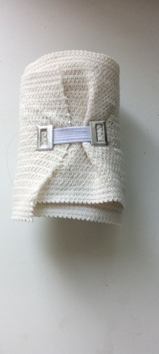 Бинт самофиксирующий