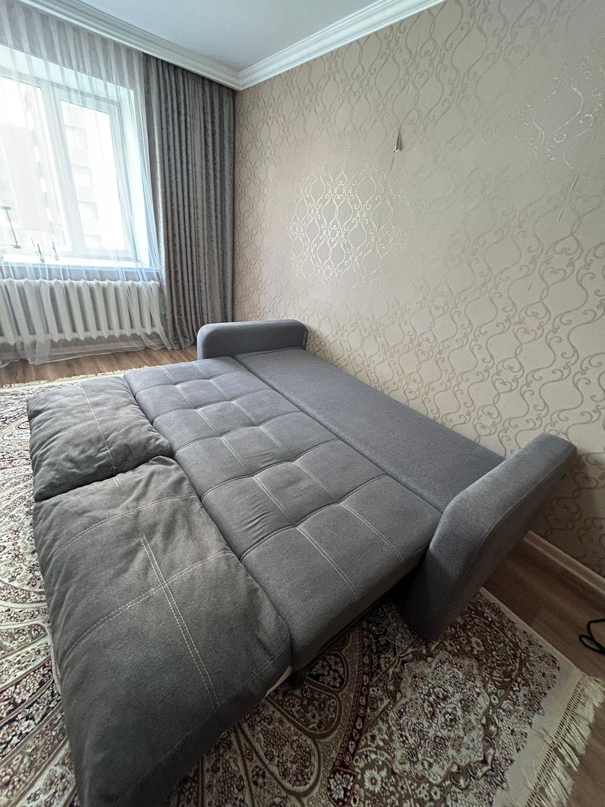 продается диван раскладной